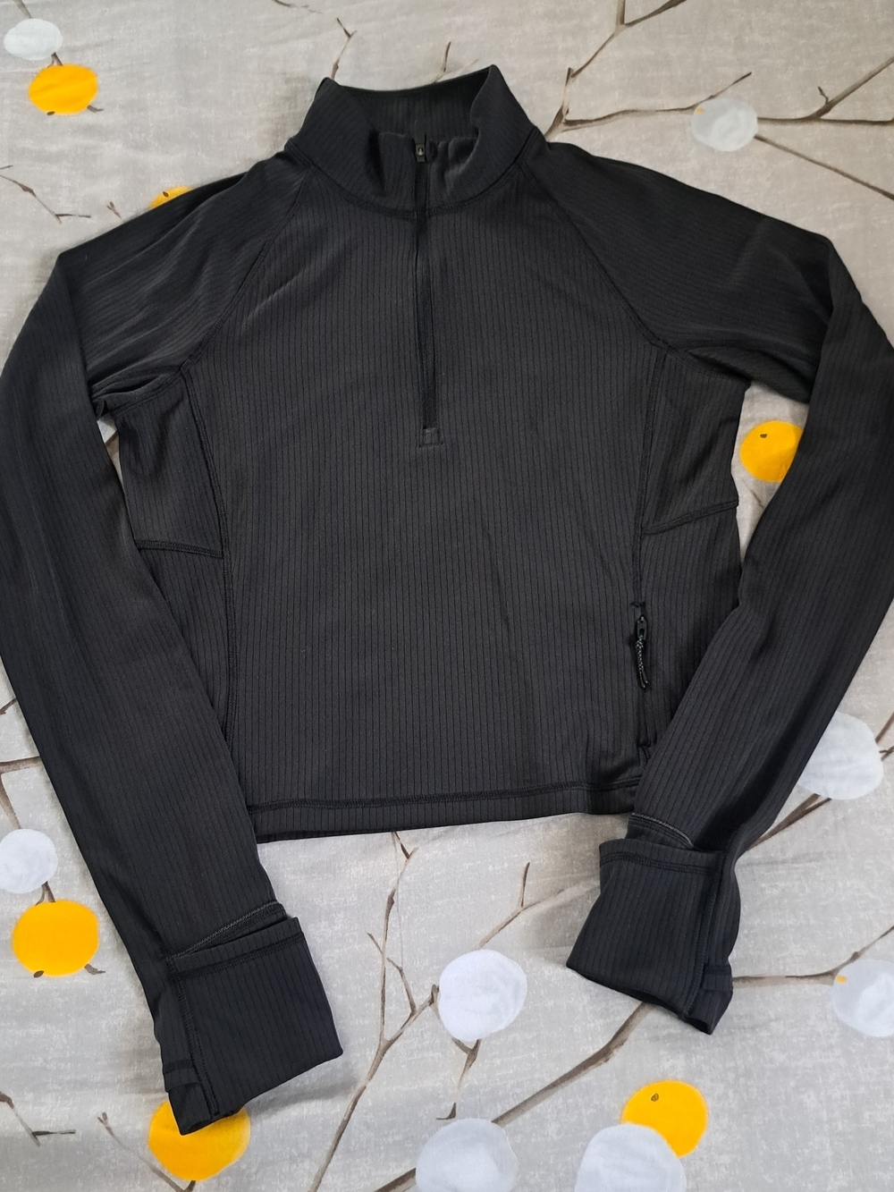 Lululemon Crop Top Workout Shirt Long Sleeve Quarter-Zip, M